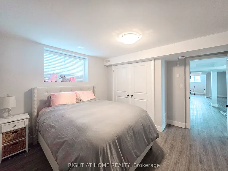 218 Celina St #LOWER — Photo 12