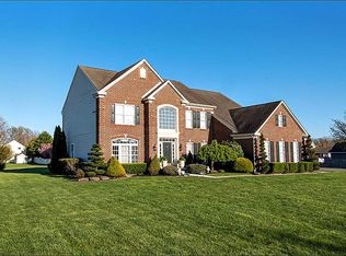 15 Hoppys Ln, Cape May Court House, NJ 08210