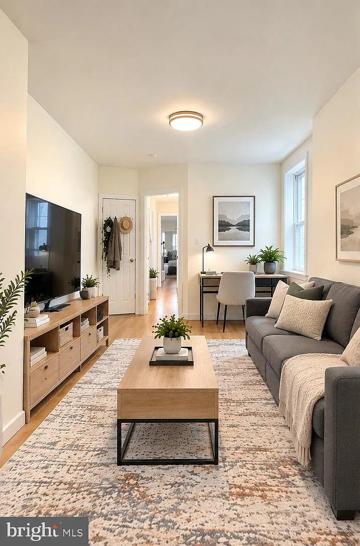 2127 Tasker St — Photo 1