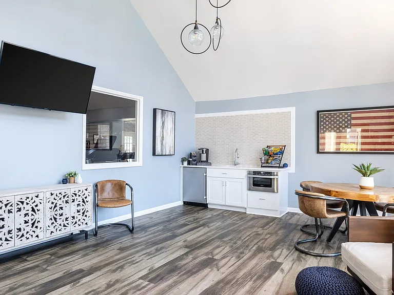 Galleria Park Apartments — Photo 14