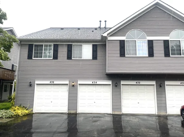 434 Village Creek Dr, Lake In The Hills, IL 60156