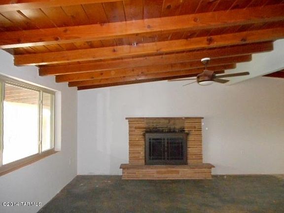 4th image of 9040 W Henry St