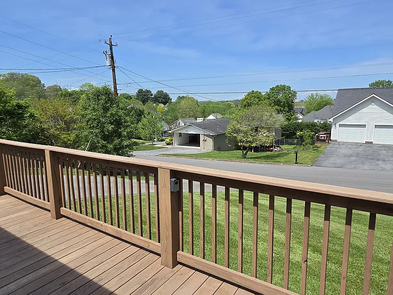 2 Lambeth Ct — Photo 9