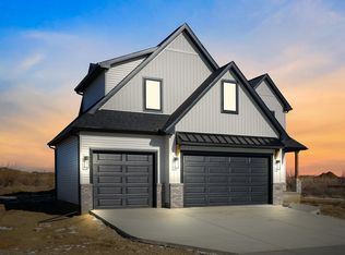 5204 Finlen Ln, Bloomington, IL 61705