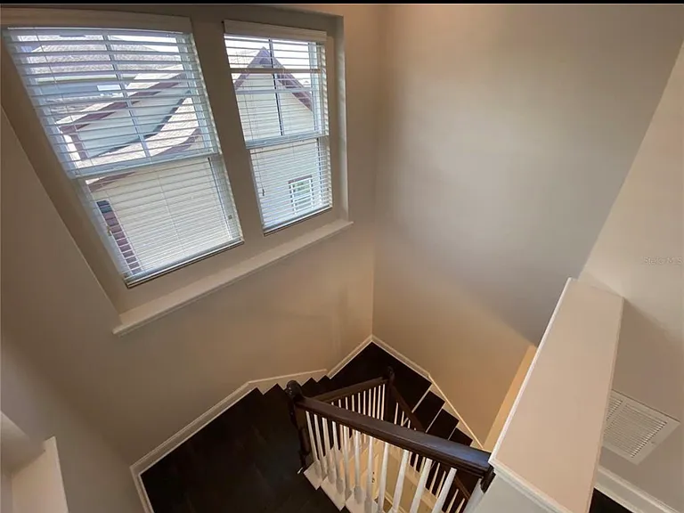 13836 Sachs Ave — Photo 31