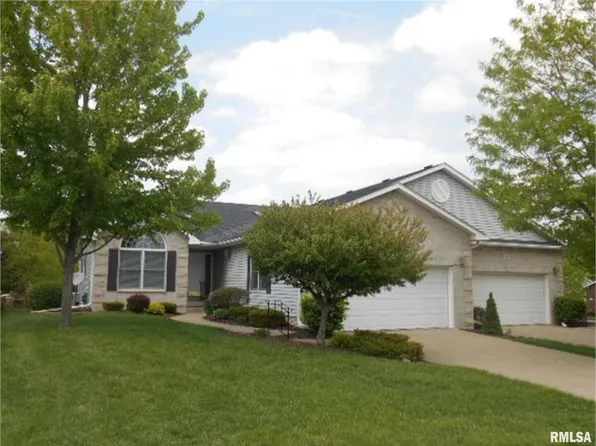 4232 E 58th St, Davenport, IA 52807