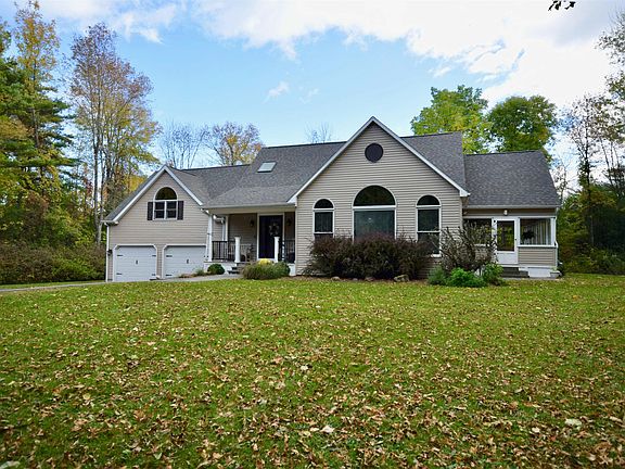 2nd image of 132 Mills Point Road