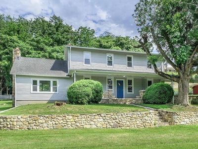 218 Albemarle Ave, Buchanan, VA, 24066