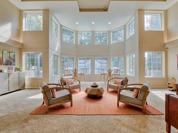 Arbor Square Apartments