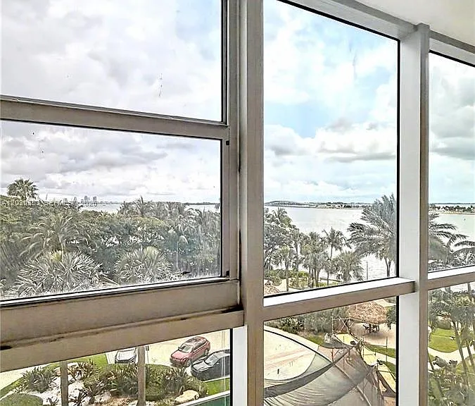 2451 Brickell Ave #5G — Photo 23