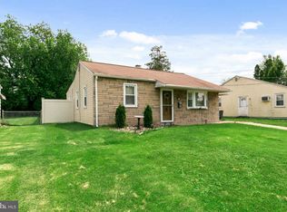 94 Oak Ave, Bellmawr, NJ 08031