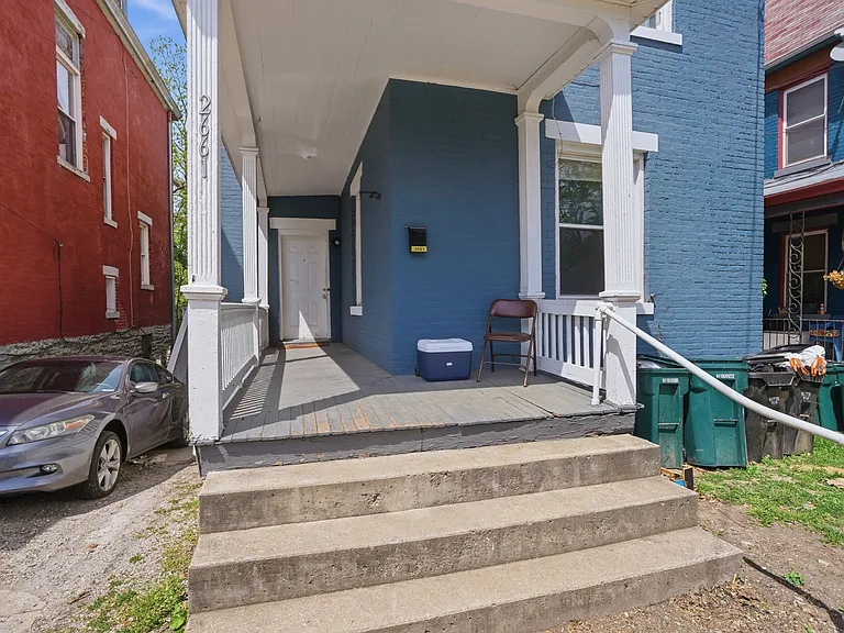 2661 Bellevue Ave — Photo 5