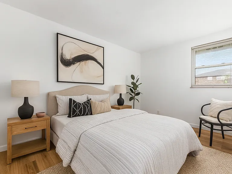 1772 N Star Ave #B — Photo 4