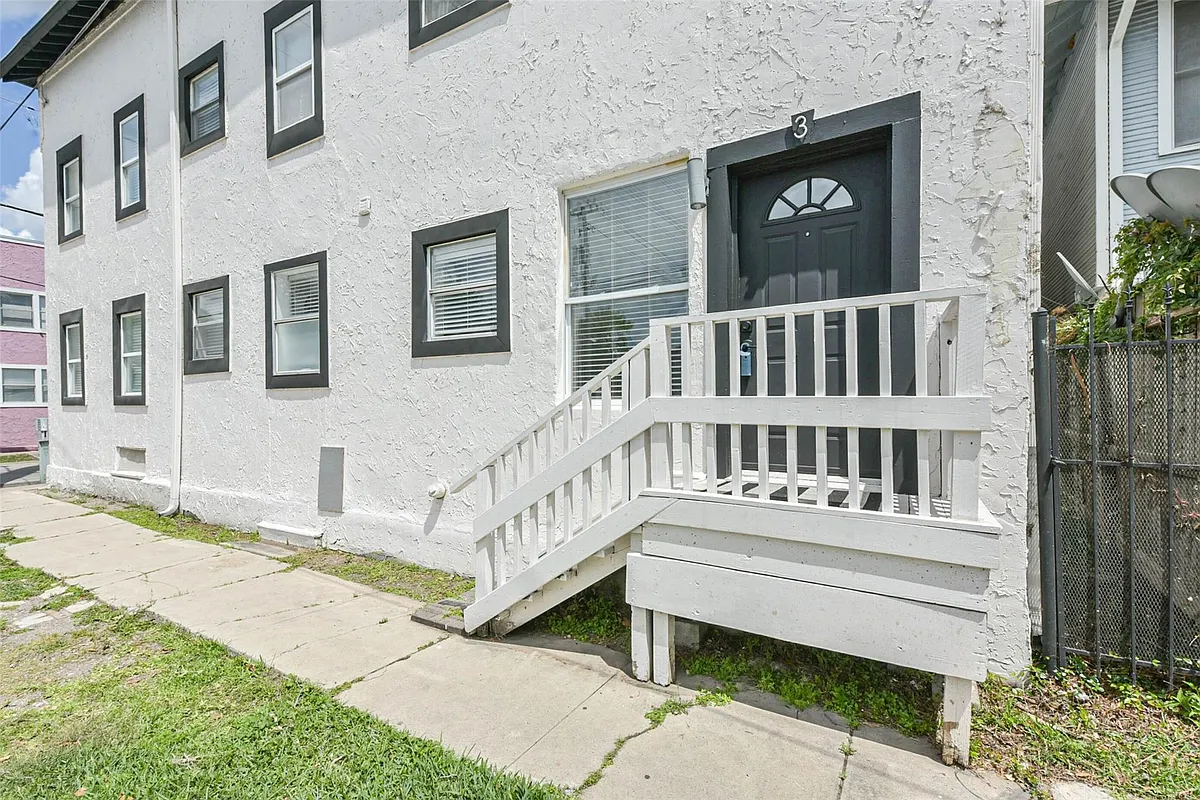 Building Photo - 415 Fairview Ave #3