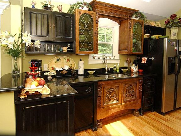 Chef's kitchen