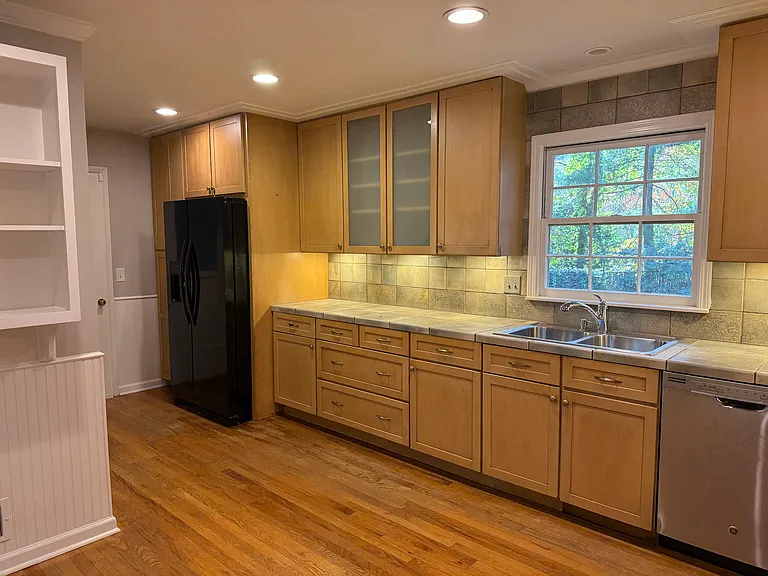 186 River Valley Rd — Photo 7