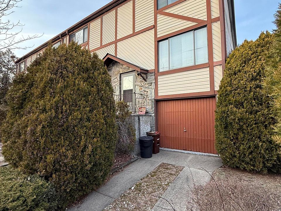 2nd image of 33 Dreyer Ave