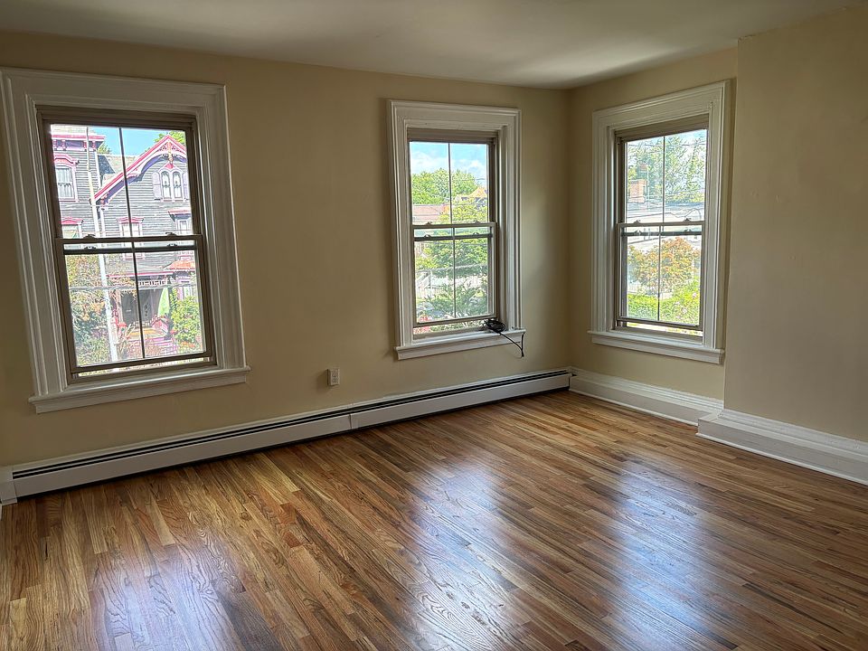 1st image of 45 S Clinton St APT 2