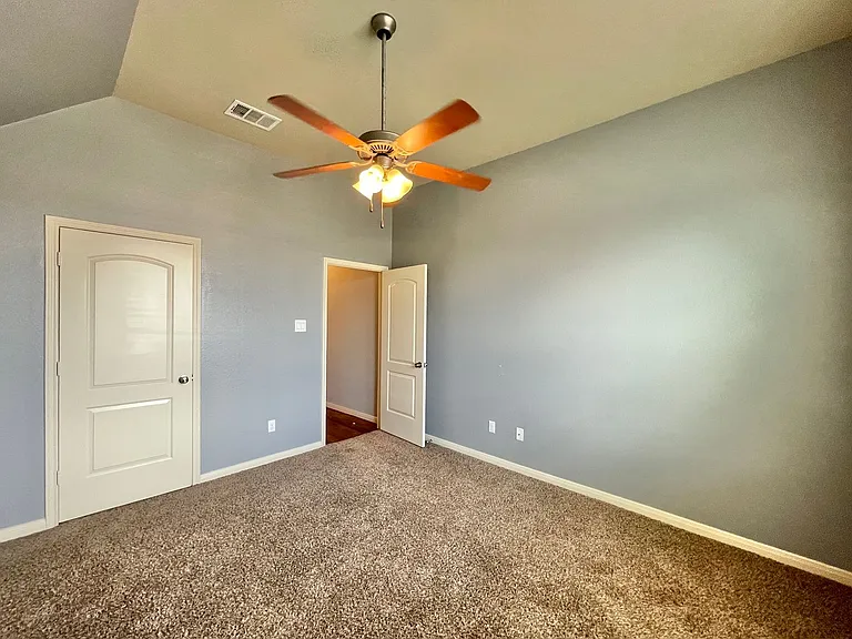 3607 Rusack Dr — Photo 34
