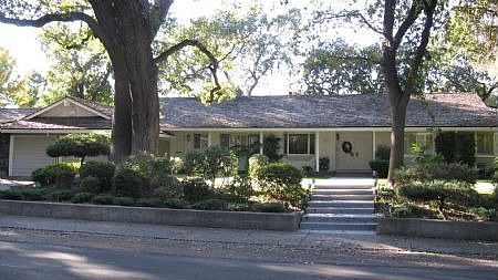 1st image of 7511 Park Woods Dr