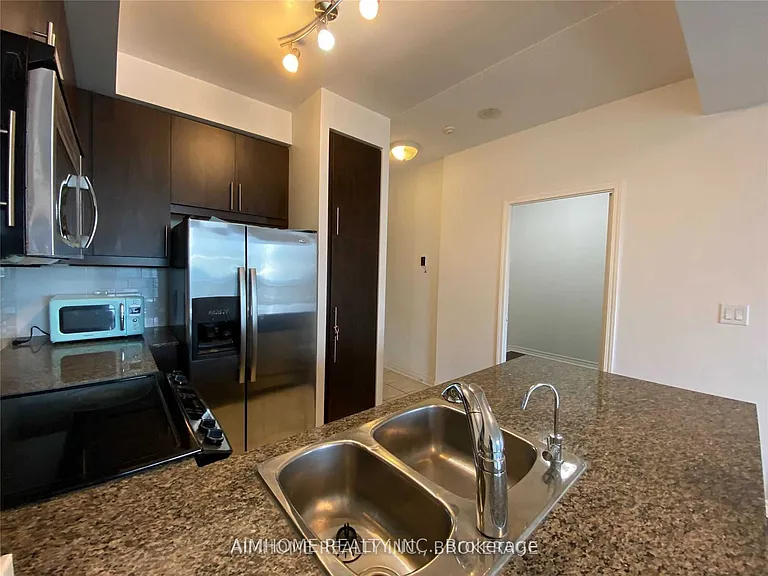 18 Holmes Ave #2308 — Photo 8