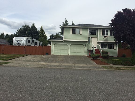 3rd image of 5617 139th Pl NE