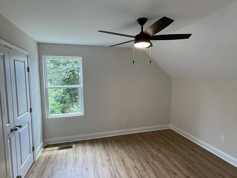 1948 Lynnbrook Ave — Photo 6