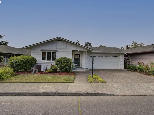 15770 SW Queen Victoria Pl, King City, OR 97224