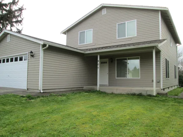 907 Marlin Pl, Ocean Shores, WA 98569