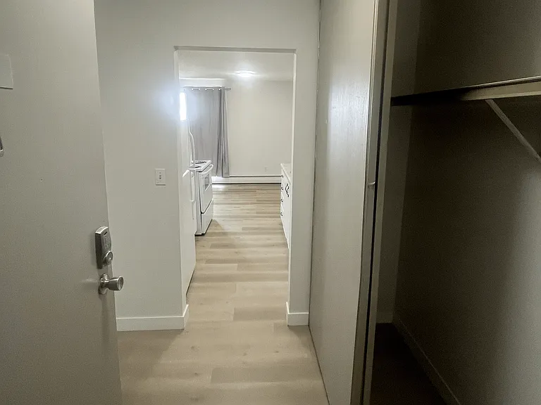 45 Kleisinger Cres — Photo 7