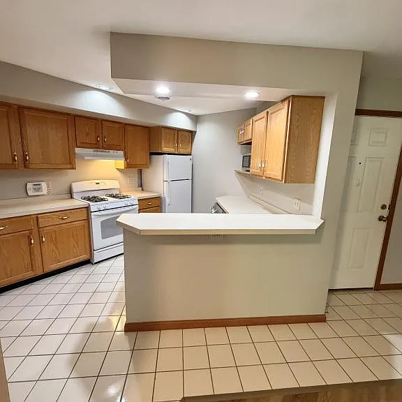 4046 Saint Andrews Ct #1 — Photo 7