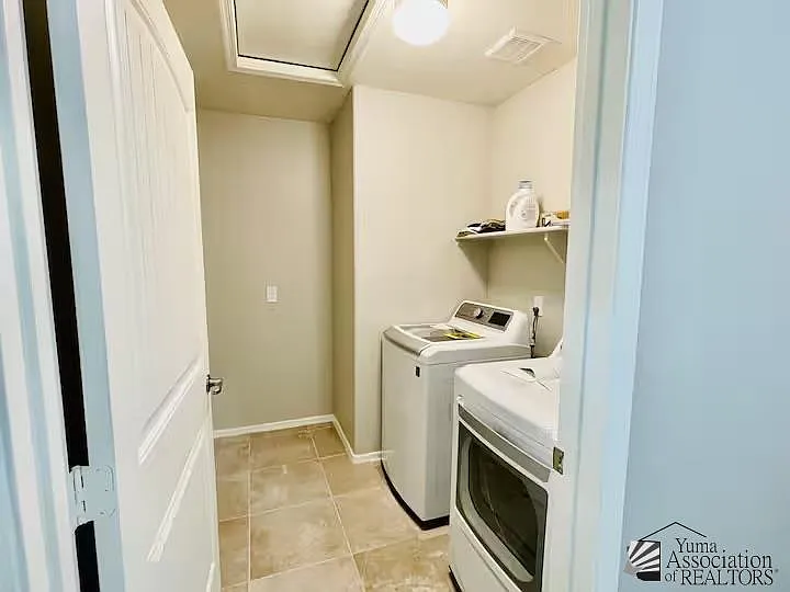 3753 W 37th Pl — Photo 7