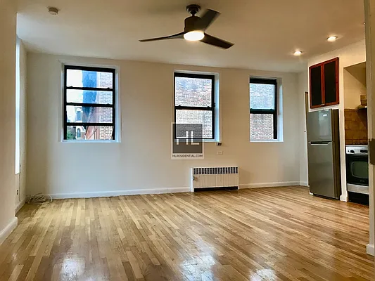 Rented by Highline Residential | media 2