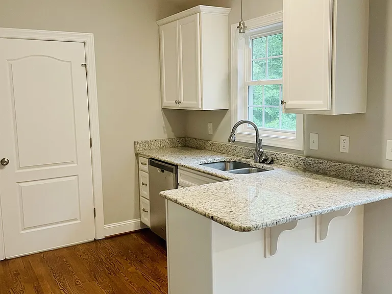 124 Palmer Dr — Photo 4