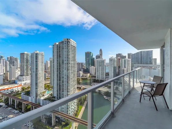 185 SW 7th St APT 3811, Miami, FL 33130