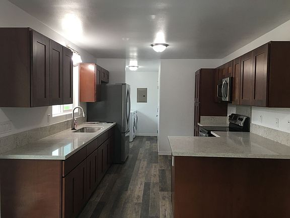 3rd image of 15-1674 27th Ave