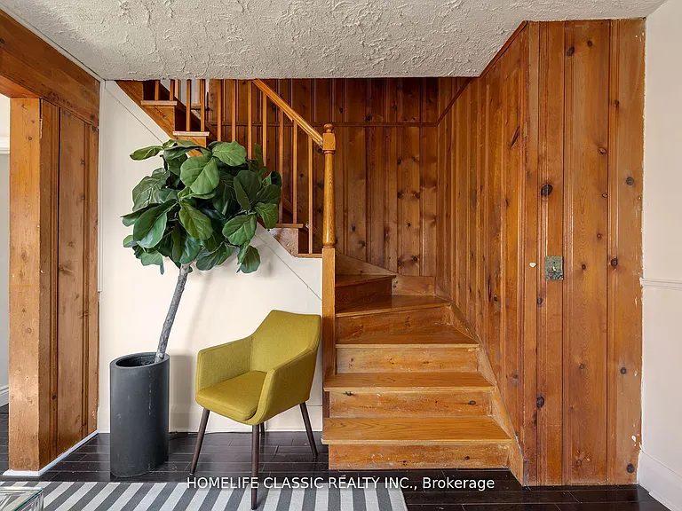 54 S Woodrow Blvd — Photo 11