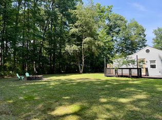 303 Collettes Grove Rd, Derry, NH 03038