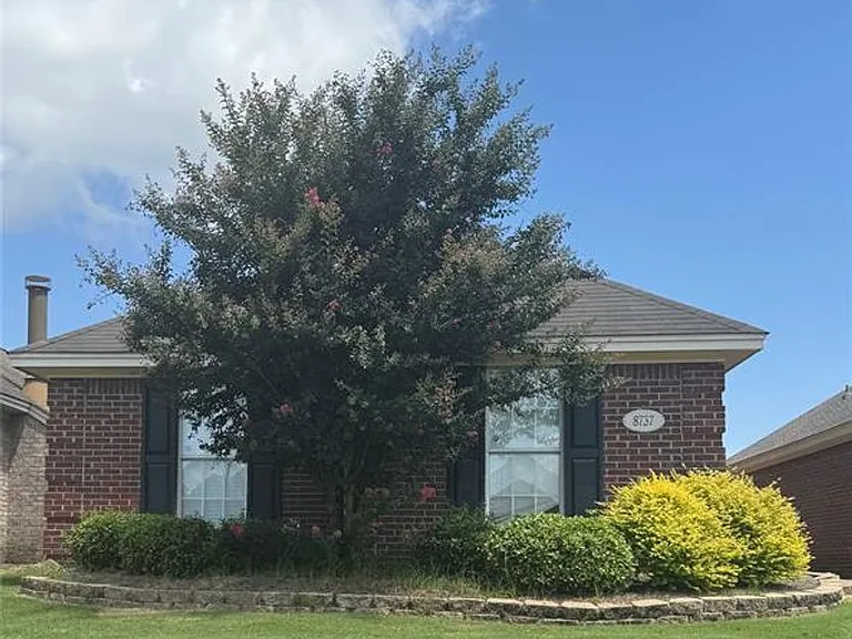 8737 Jamac Ln — Photo 20