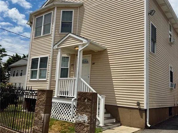 25 Noyes Ave, Providence, RI 02907