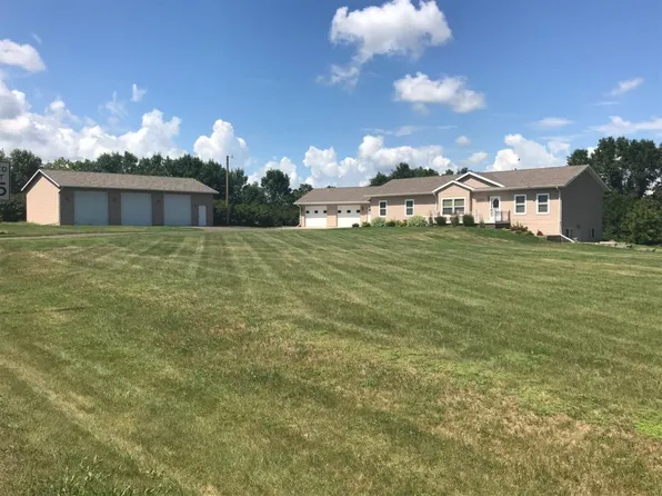 11800 Herman Dr, Menoken, ND 58558
