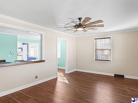 4th image of 2614 E Crestwood Ave