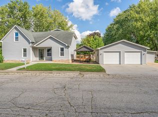 358 Monroe St, Berlin, WI 54923