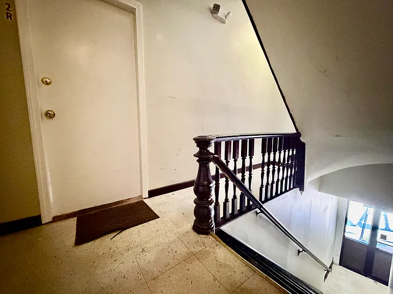 1236 Cambridge St #2R — Photo 14