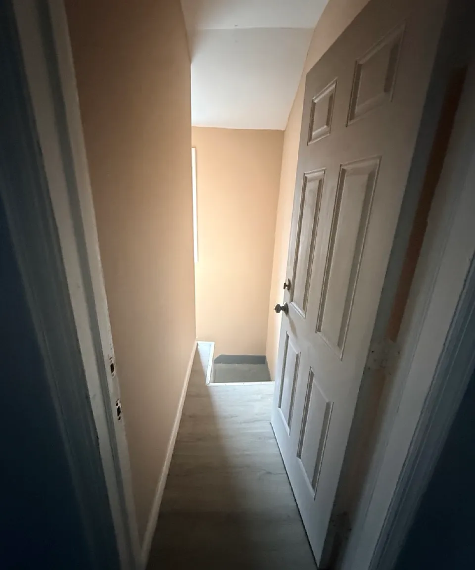 3 bed, $2,000 — Photo 2