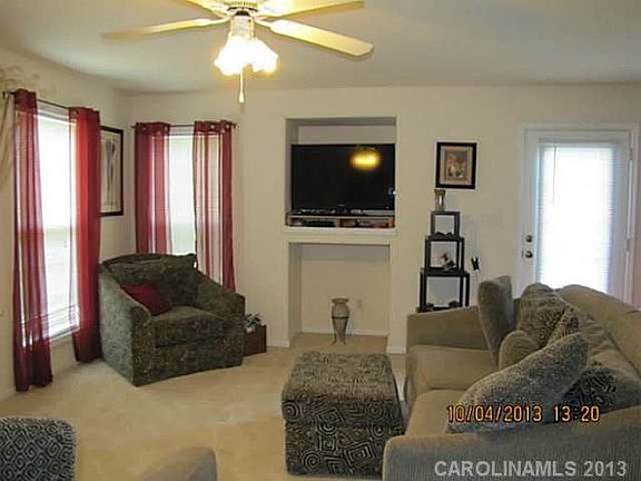 2nd image of 6218 Ginkgo Ln