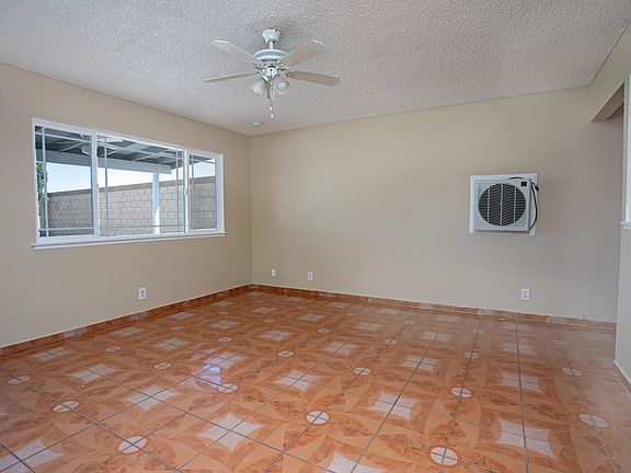 2nd image of 426 E Avenue J13