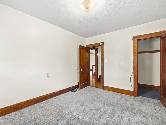 5th image of 4316 Ohio St