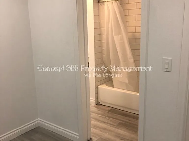 1327 W Parade St — Photo 19