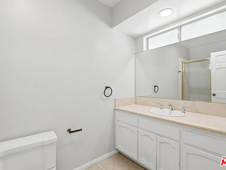 11410 Canton Dr — Photo 27